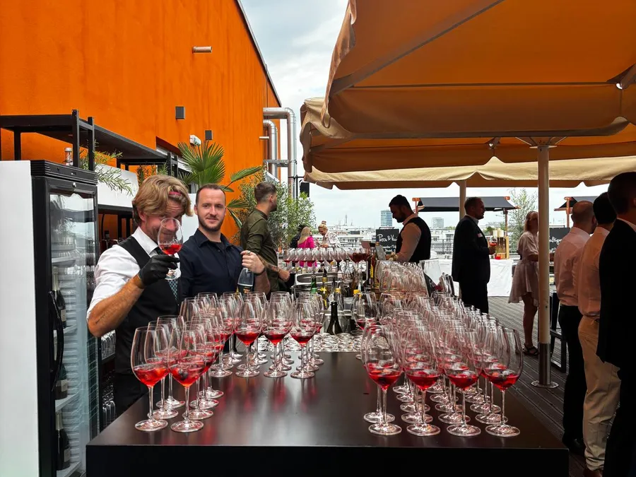 Aperitif-Empfang im Freien